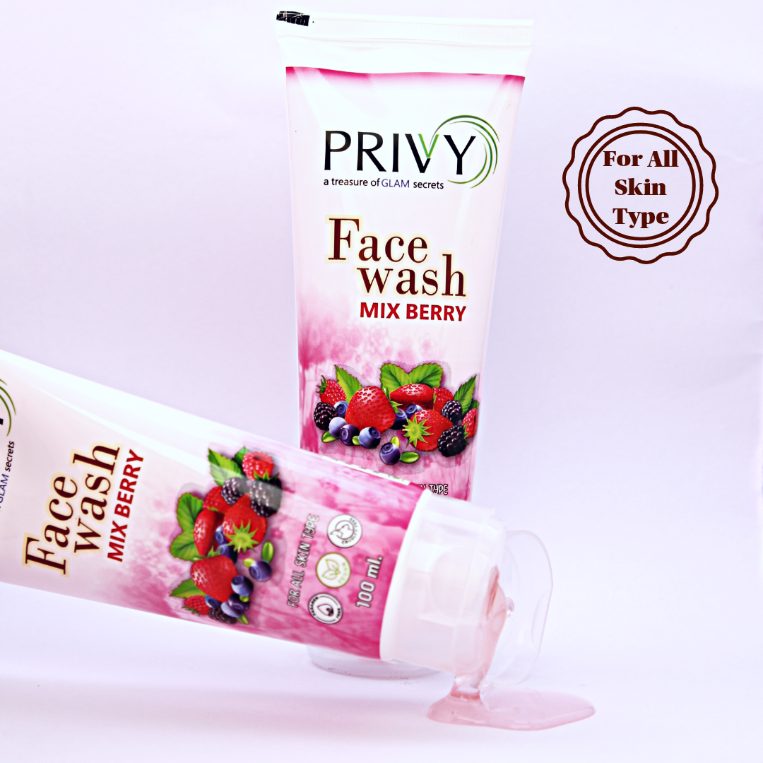 Combo of Two Mix Berry Facewash and One Canvas Pouch @ Rs. 249/-